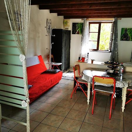 ヴィッテル Studio Tres Agreable Totalement Independant Dans Maison Avec Cour Sans Vis A Visヴィラ エクステリア 写真